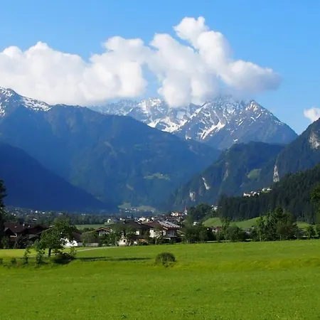 Haus Franka 아파트 Zellberg